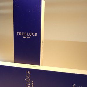 Tresluce Beauty duo highlighter brush